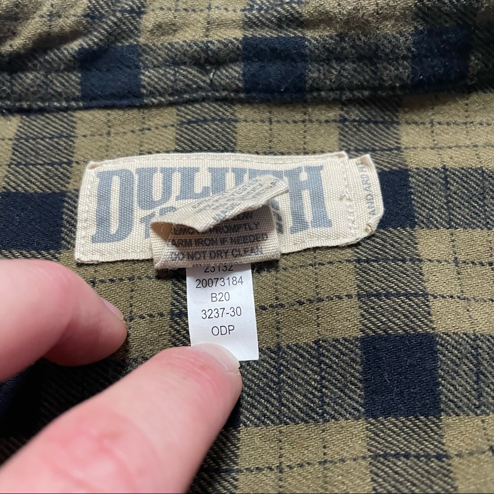 Duluth Trading Co Plaid Button Down Flannel Shirt Size 2XL Tall Green Navy Blue - Picture 4 of 5
